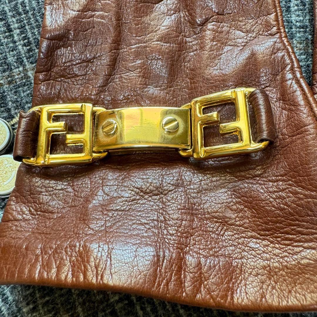 ヴィンテージ✨FENDI フェンディ レザーグローブ 手袋 ロゴ金具 7 1/2