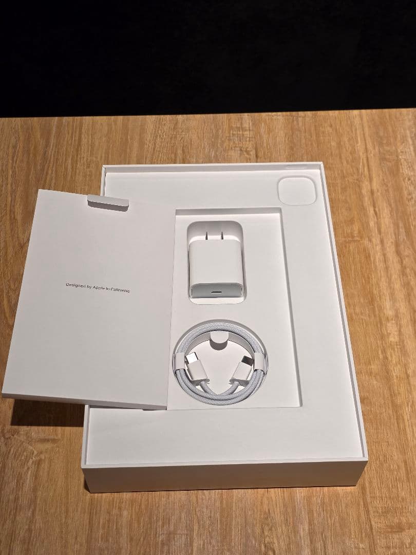 【未使用】iPad Pro 11インチ M4 Wi-Fi メモリ16GB 1TB