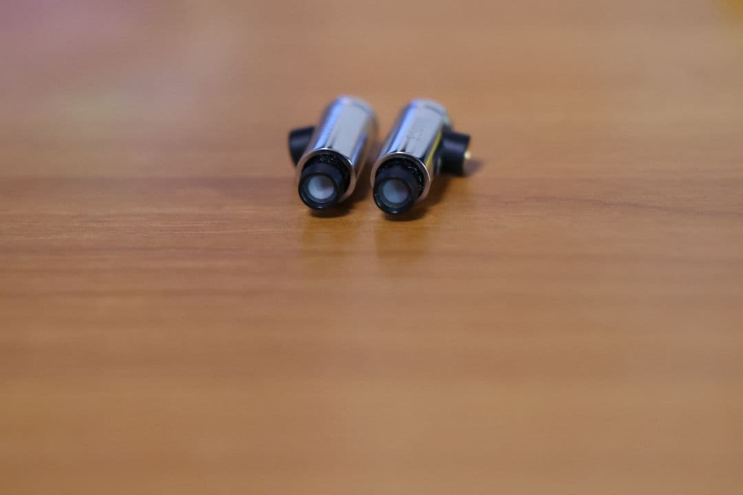 【訳あり】final E5000 +finalシルバーコートケーブル4.4mm