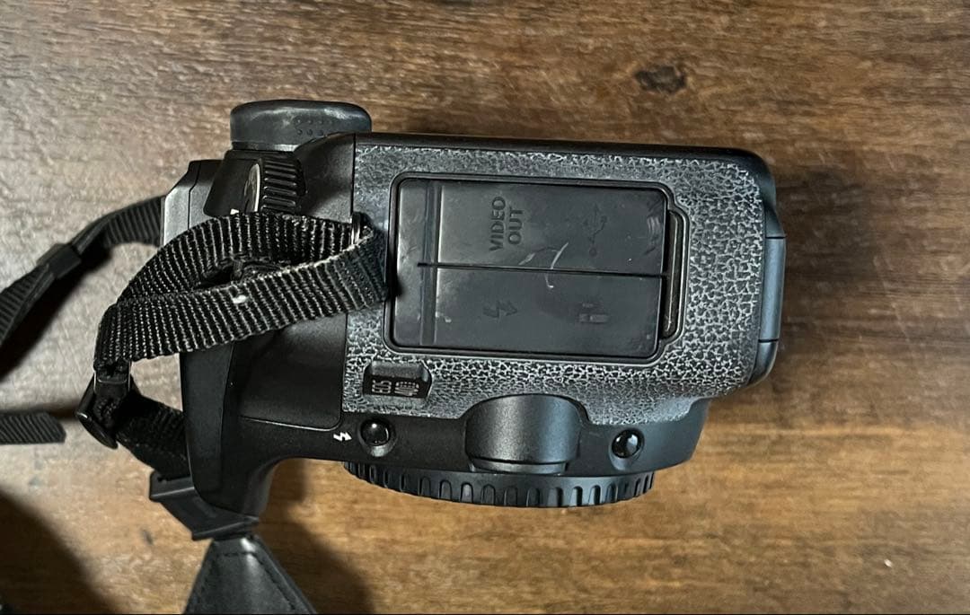 Canon EOS 40D デジタル一眼レフカメラ 50mm f1.8レンズ付き