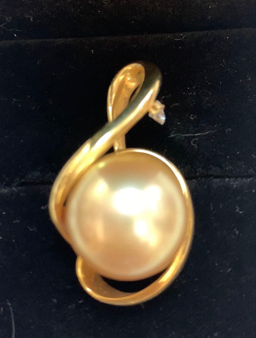 ゴールドパール　k18 ペンダントトップ