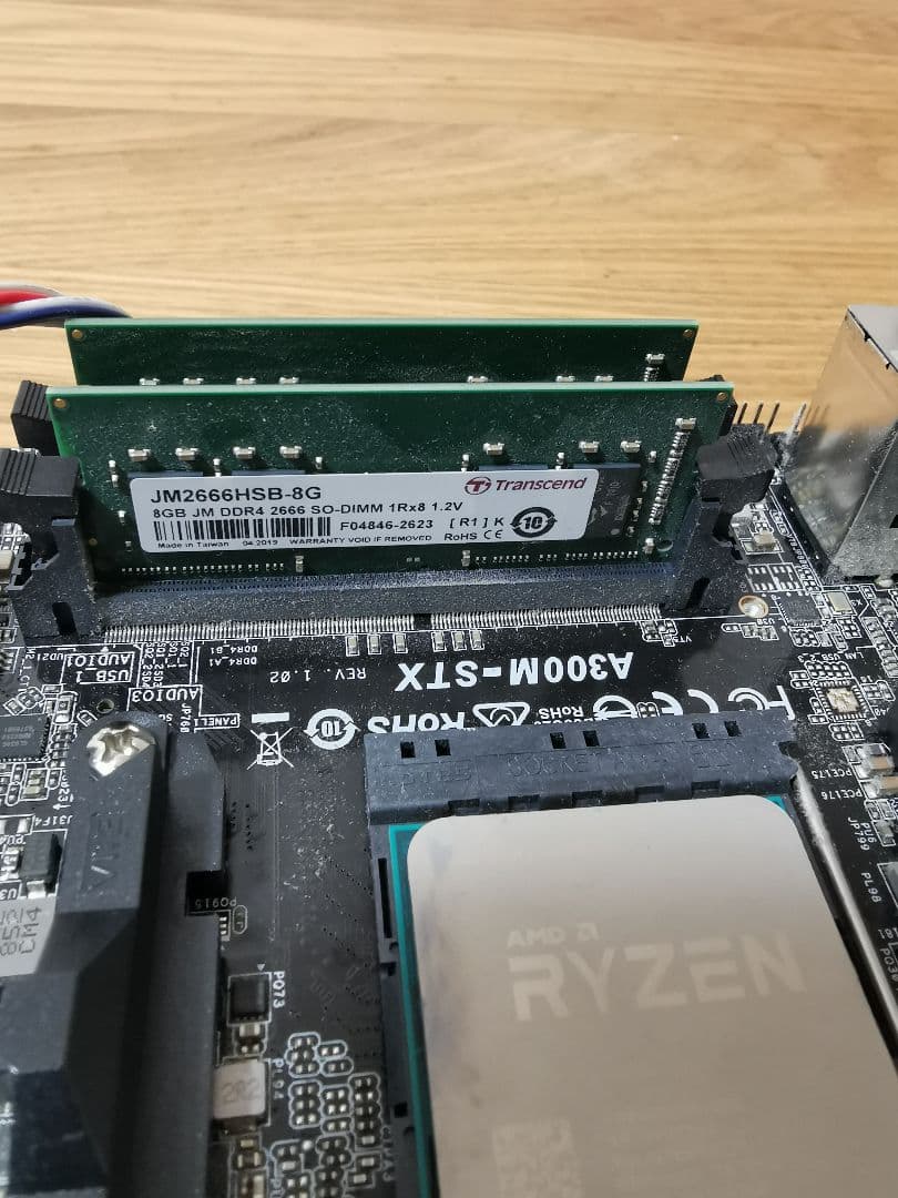 deskmini A300 CPU&メモリ付属