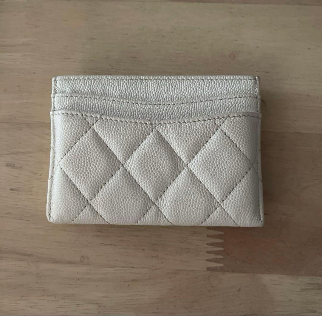 シャネル　名刺入れ　キャビアスキン