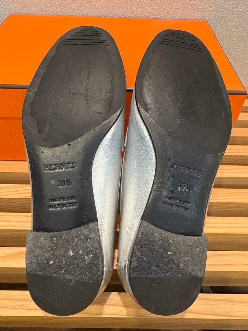 エルメス⭐︎モカシンパリシルバーレザーローファーH金具付き