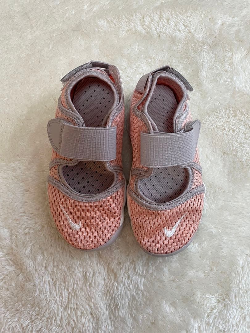 新品未使用 NIKE RIFT2 ピンク 17cm