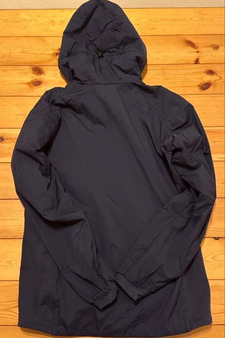 ジャケット・アウター ARC'TERYX Atom Hoody Black Sapphire / M