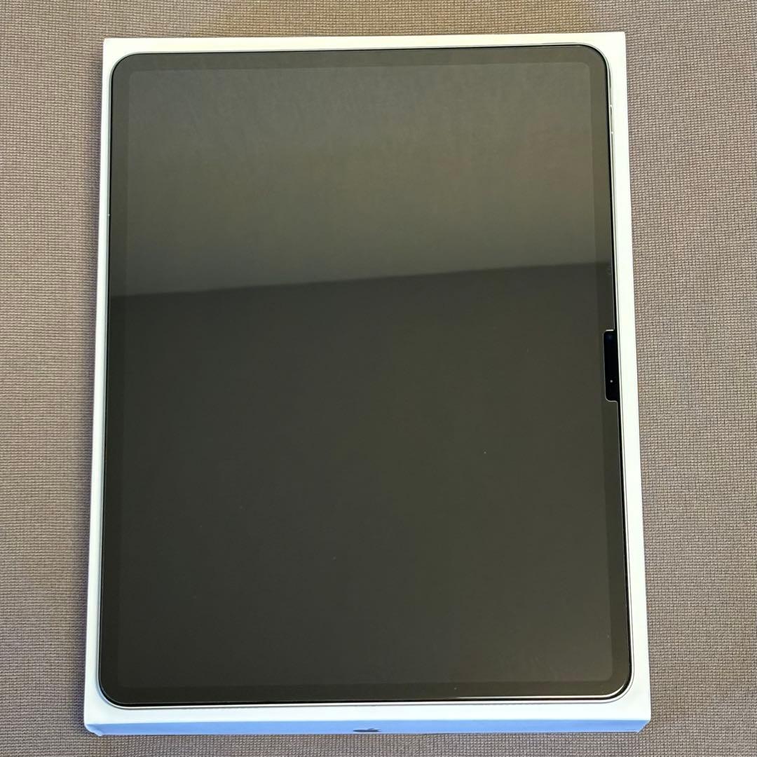 iPad Air (M3) 13インチ　Wi-Fi版　スペースグレイ　128GB