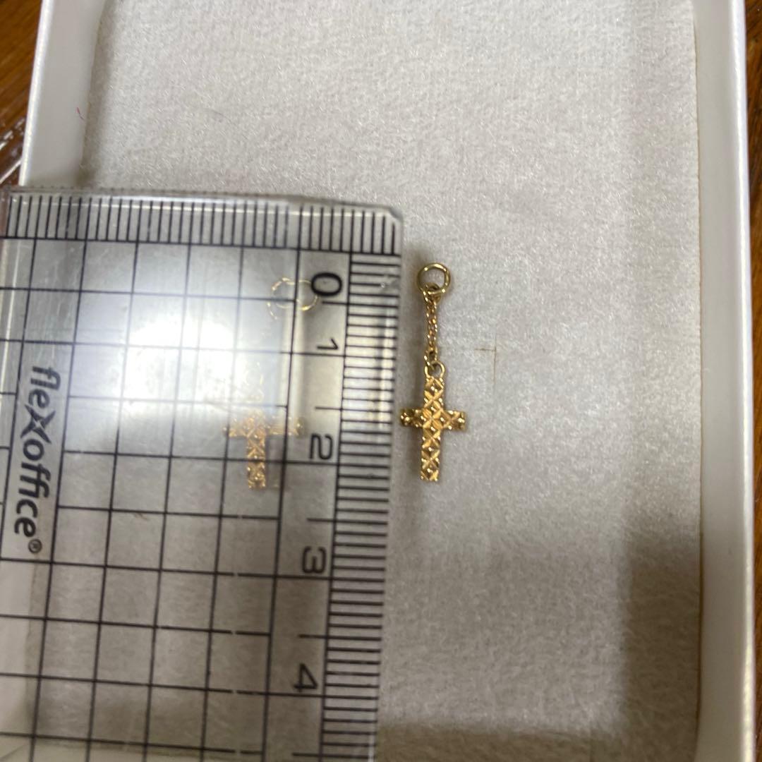 アガット　K10 クロスチャーム