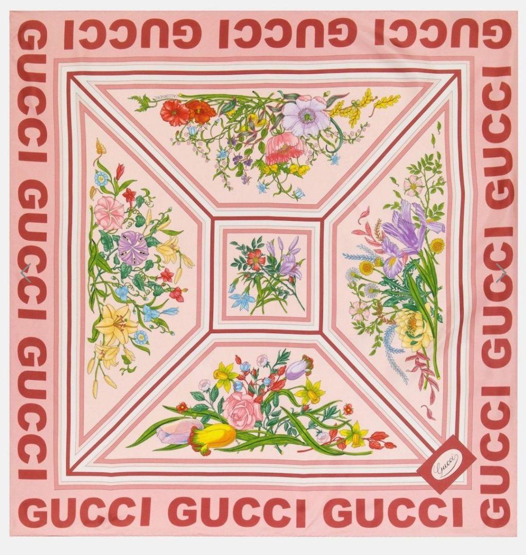 美品　GUCCI　シルク　スカーフ