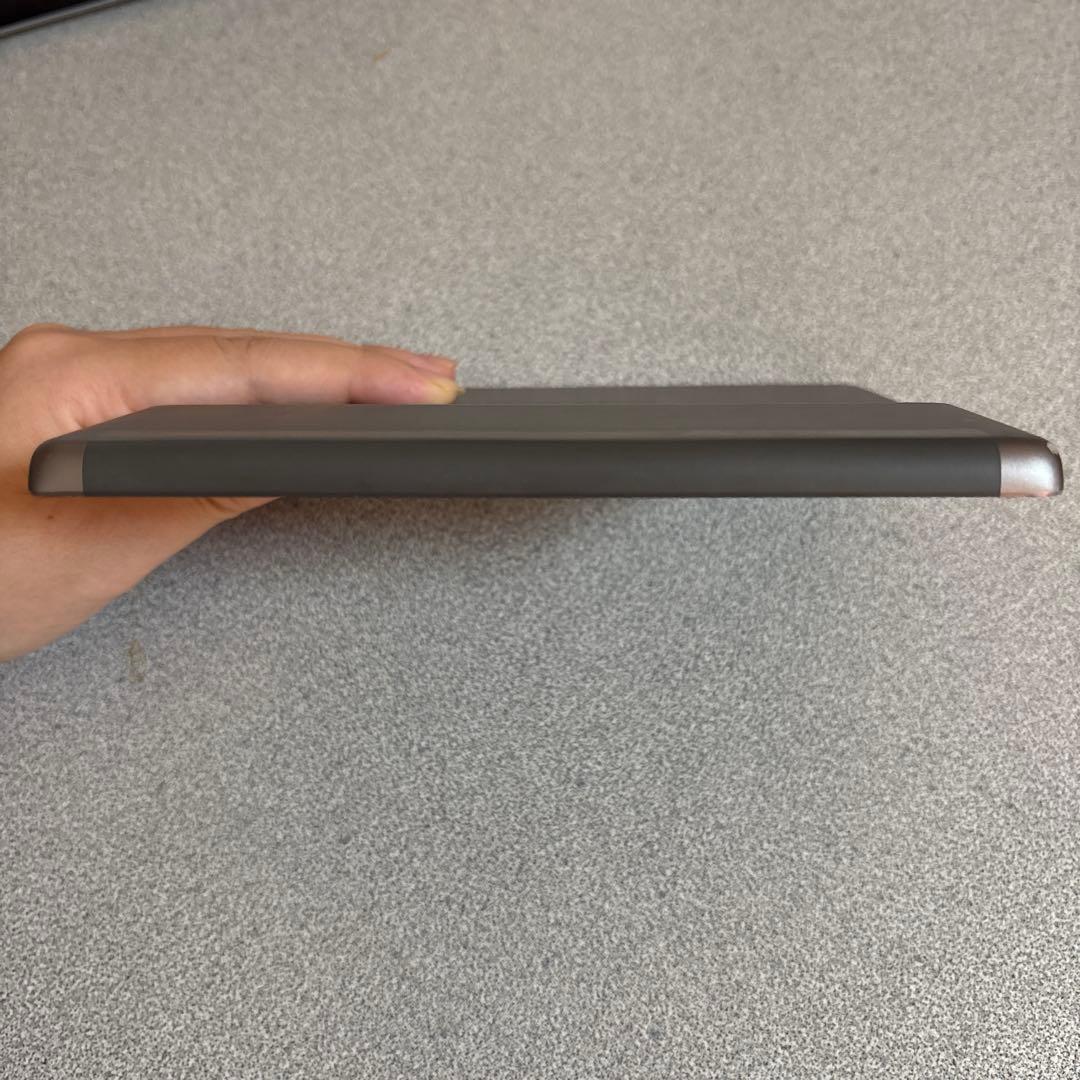 Kindle Oasis 第10世代　32GB