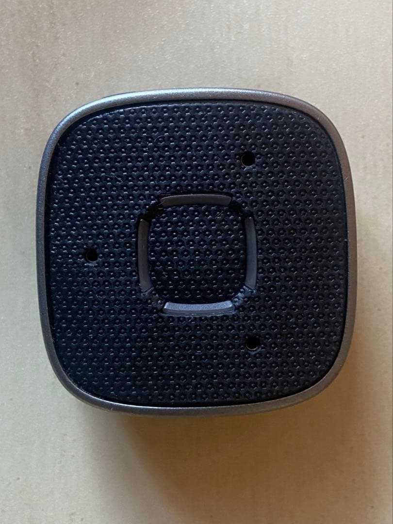 WIDEX ワイデックス　サウンドシステム　充電器とネックストラップ付