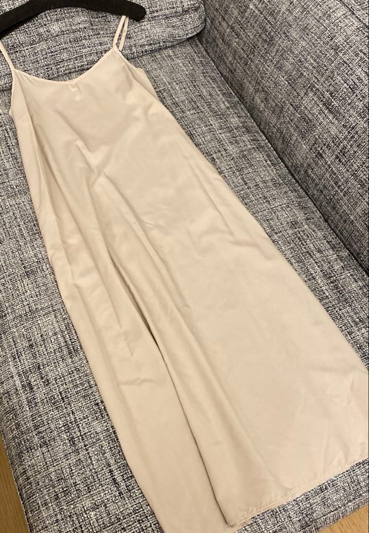 新品・未使用　JUSGLITTY 刺しゅうカフスシャツワンピース　白　レース