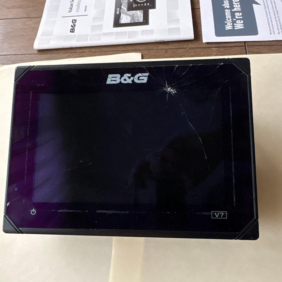 【ジャンク】B&G Vulcan 7 ディスプレイ 本体、マップSDカード付き