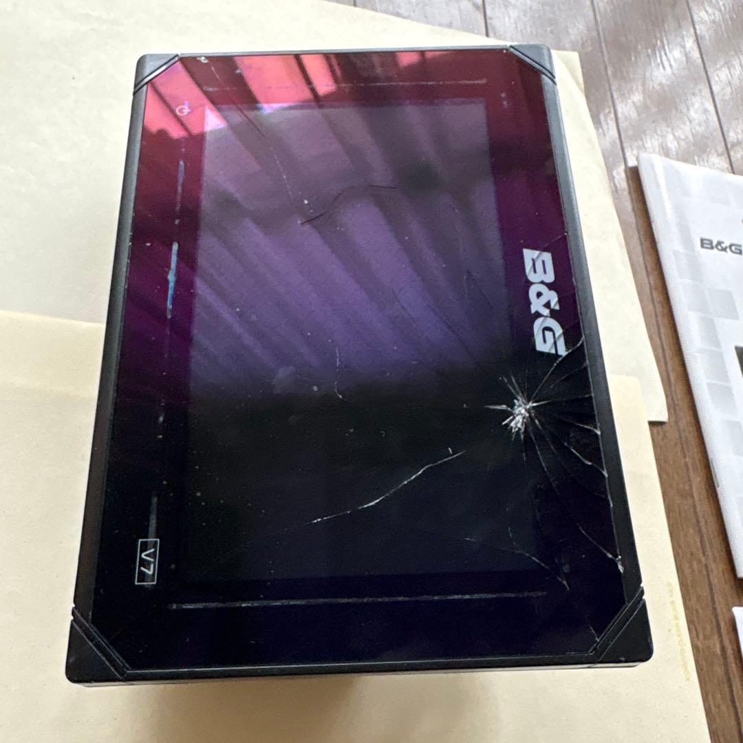 【ジャンク】B&G Vulcan 7 ディスプレイ 本体、マップSDカード付き