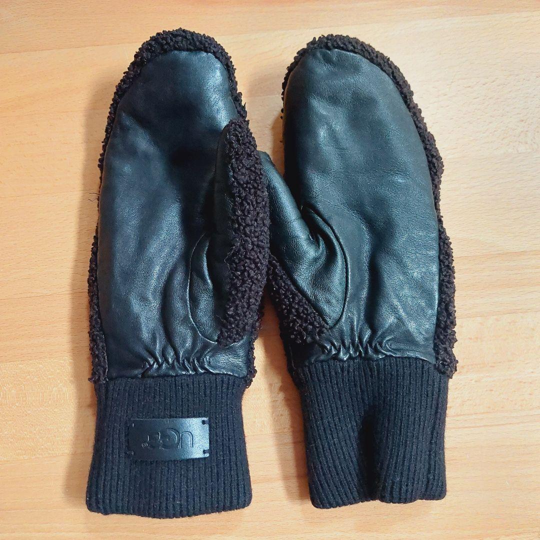 未使用★UGG W FAUX SHERPA ミトン手袋　ボア
