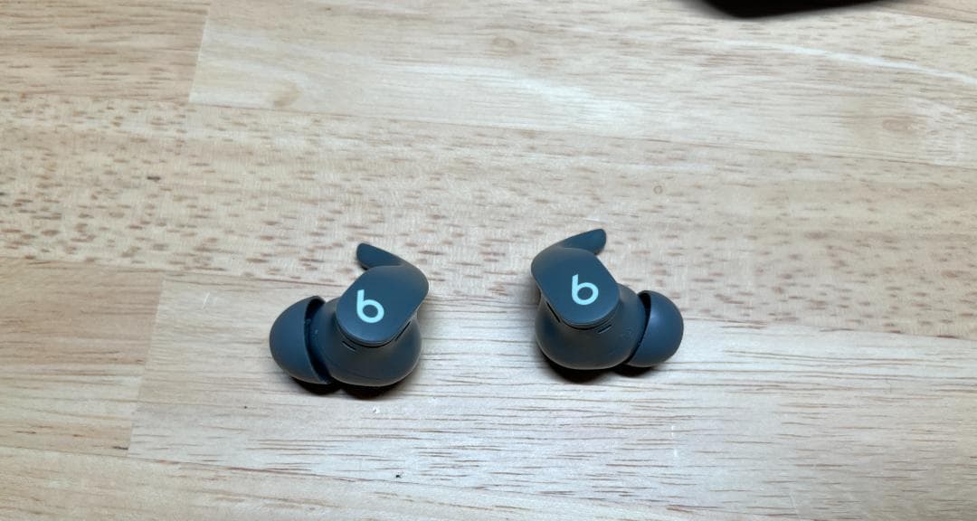 Beats Fit Pro グレー ワイヤレスイヤホン　充電ケース付き