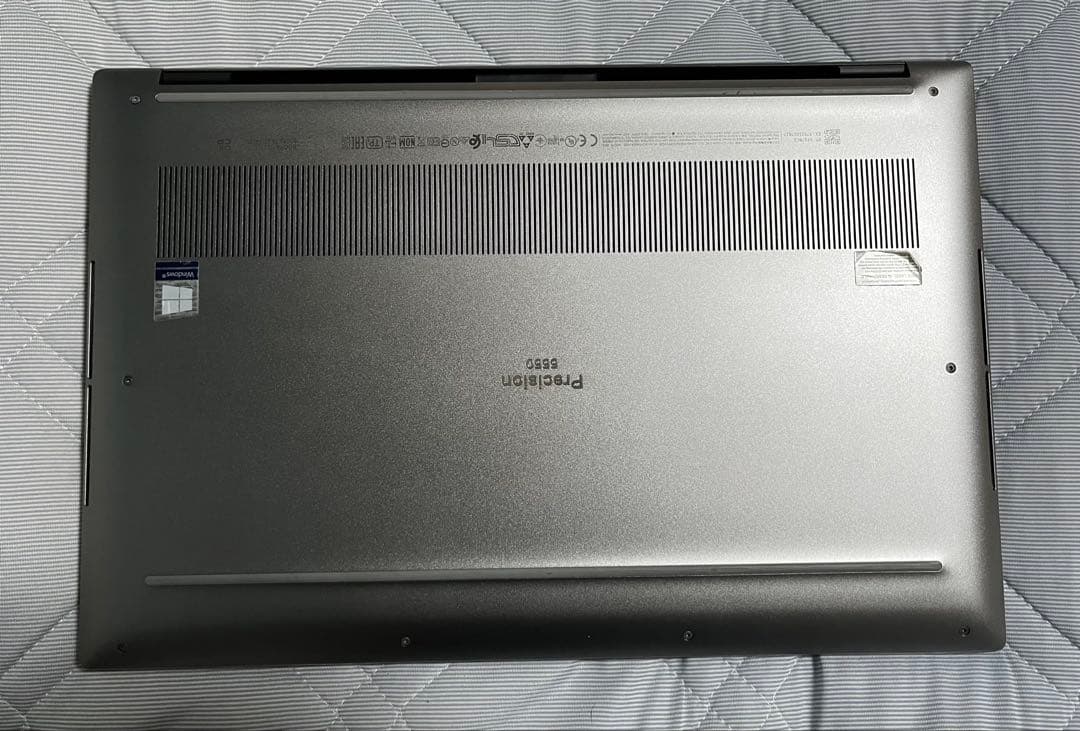 DELL Precision 5550 タッチパネル