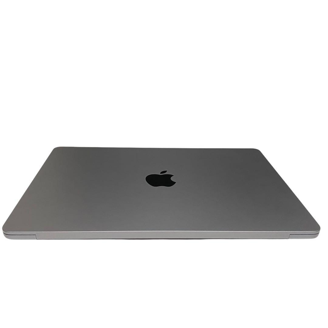 【売り切り/美品】Apple MacBook Air M2（2022年モデル）