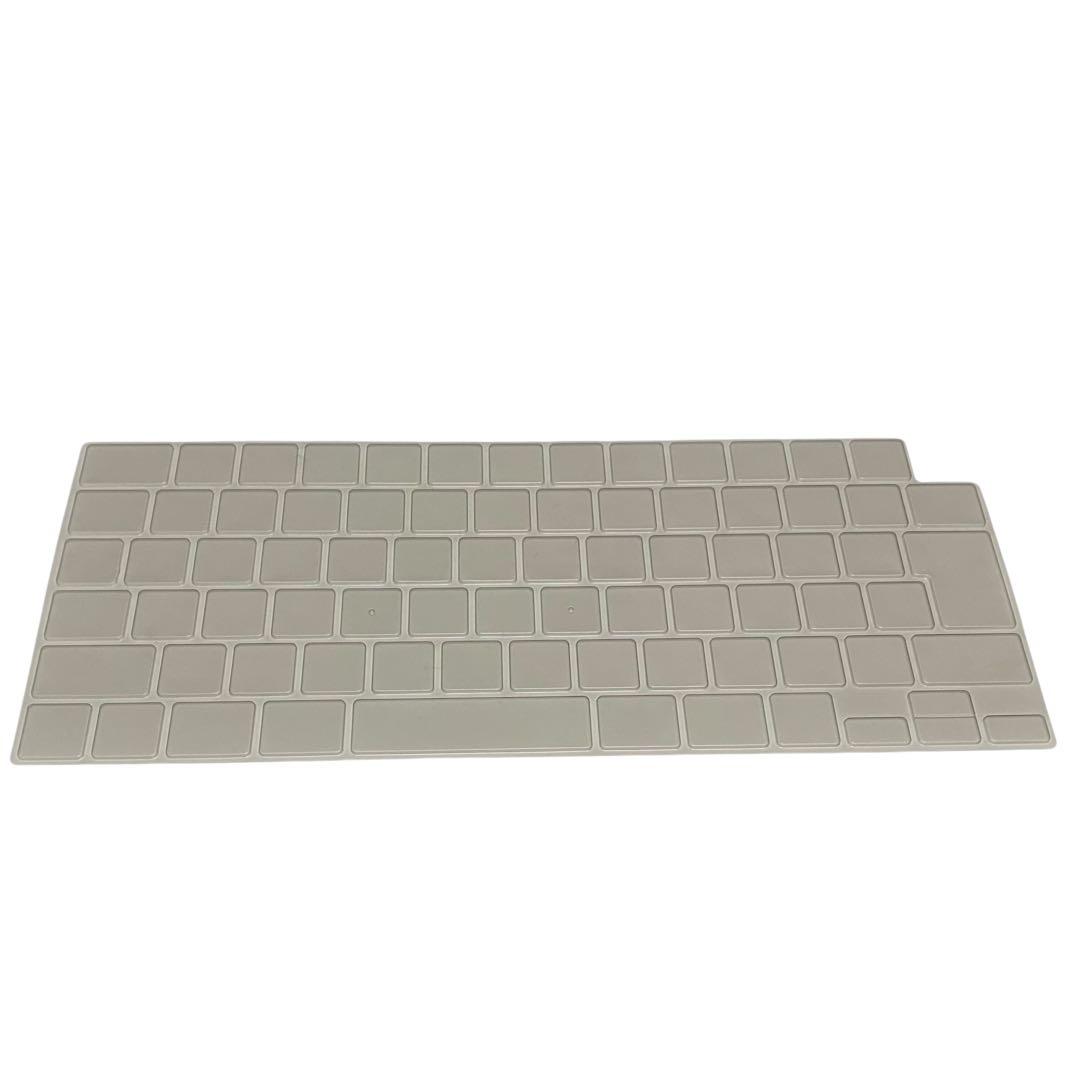 【売り切り/美品】Apple MacBook Air M2（2022年モデル）