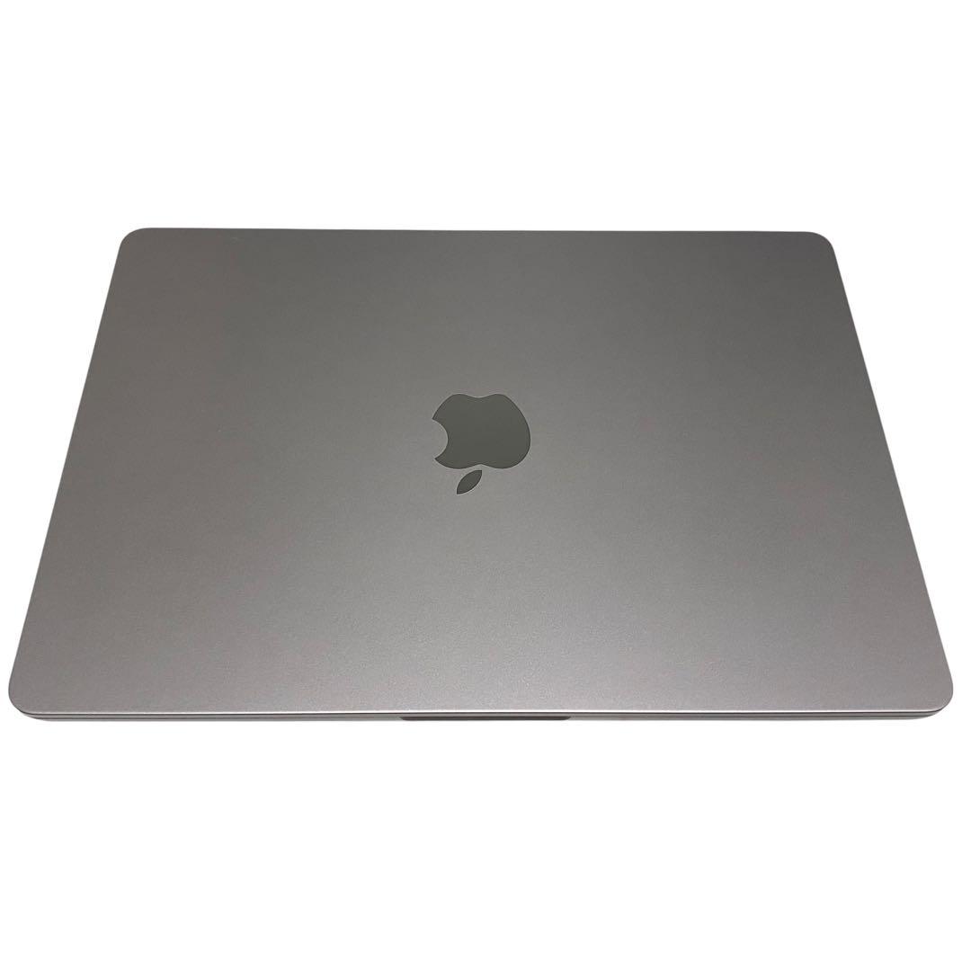 【売り切り/美品】Apple MacBook Air M2（2022年モデル）