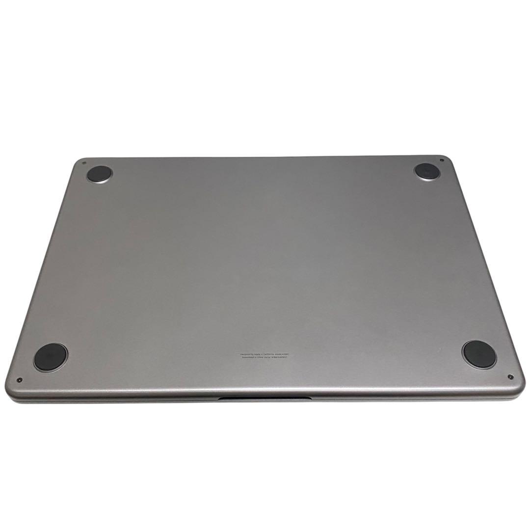 【売り切り/美品】Apple MacBook Air M2（2022年モデル）