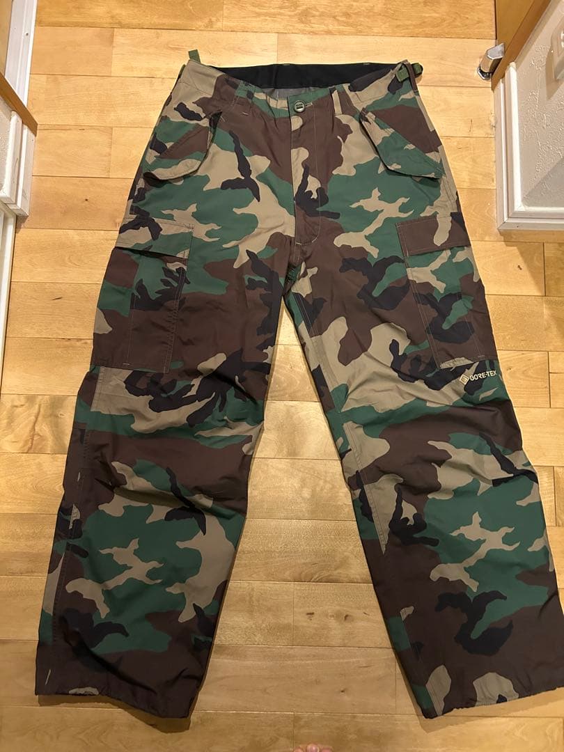 美品 ビームス別注 marmotゴアテックスパンツ