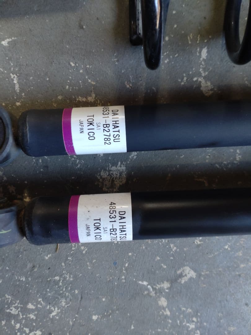 ムーヴ　ムーヴコンテ　純正　サスペンション　セット　l575