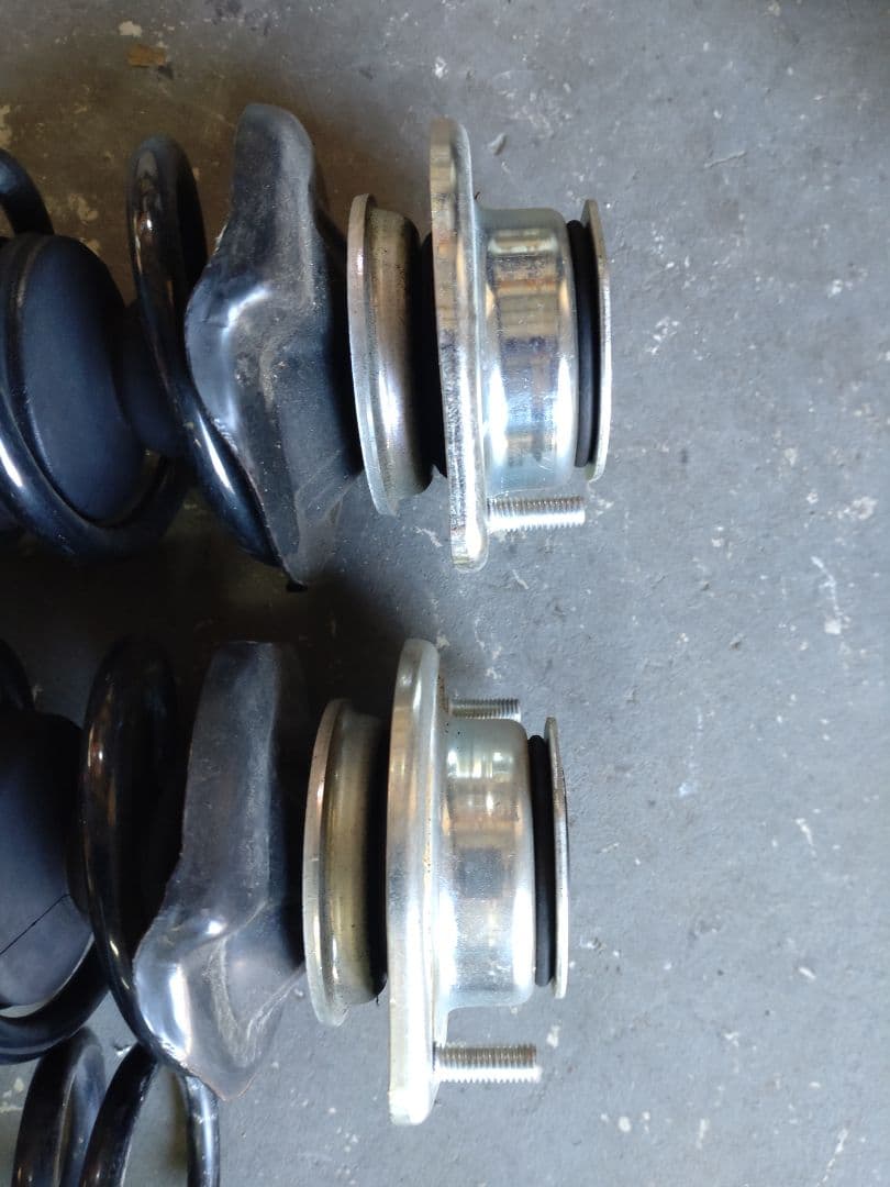 ムーヴ　ムーヴコンテ　純正　サスペンション　セット　l575