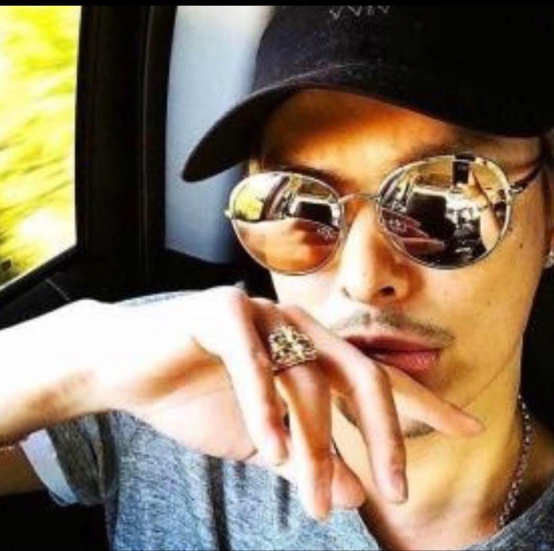 今市隆二着用　CHANEL ゴールドラウンドサングラス ケース付き