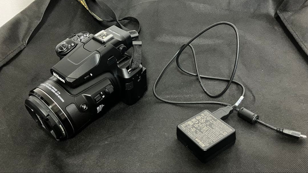 Nikon COOLPIX P950本体