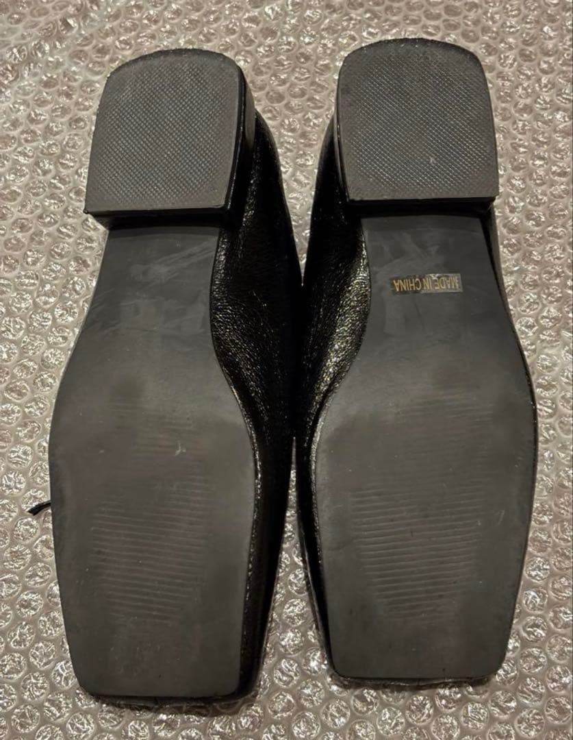 はな:MARTE Fluffy Pants &saharaフラットシューズ