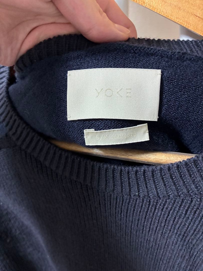 トップス Yoke broken crew neck