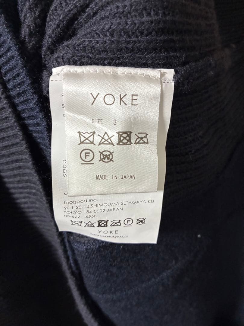 トップス Yoke broken crew neck