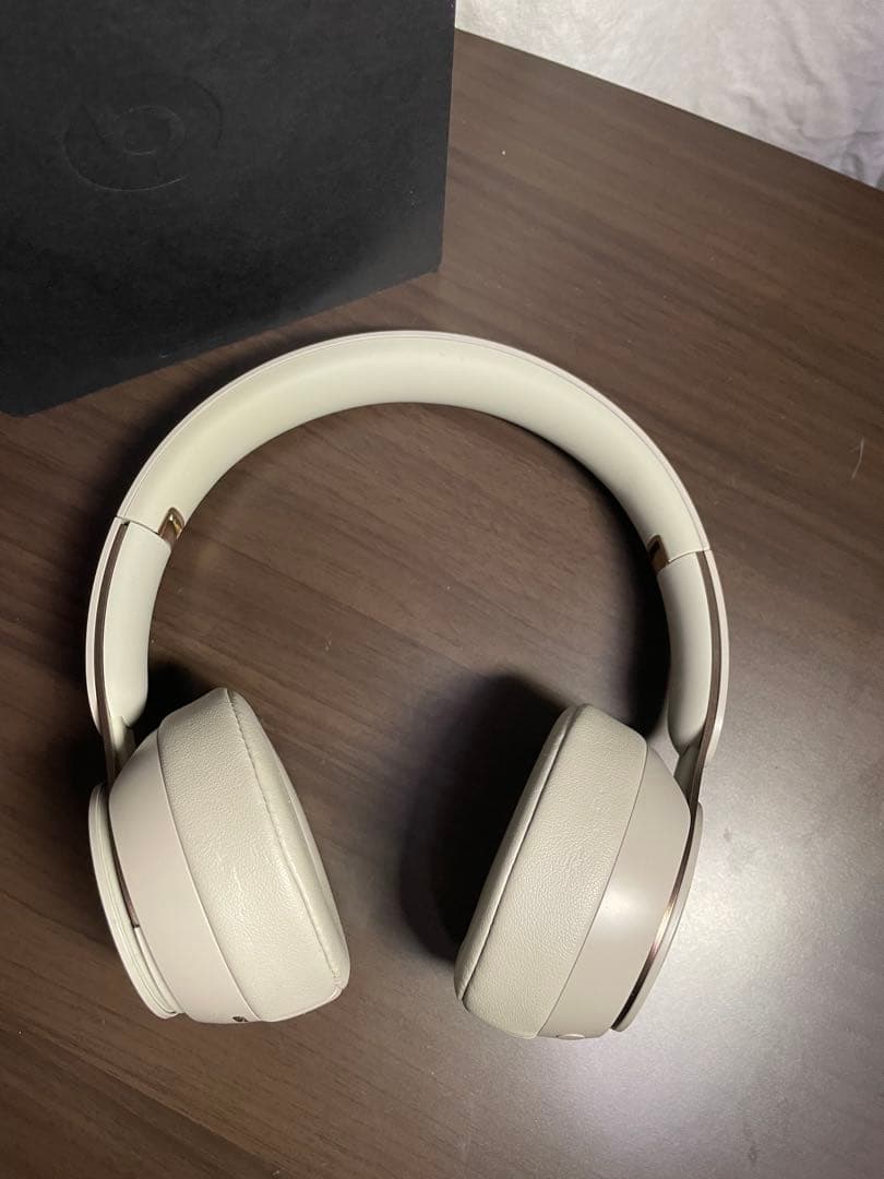 Beats by Dr.Dre Solo Pro ノイズキャンセリングヘッドホン