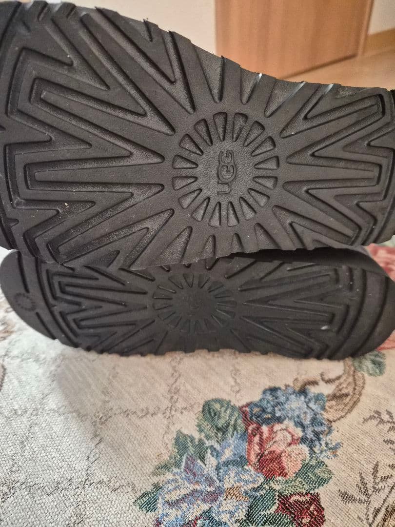 UGG パープル ショートブーツ 防水