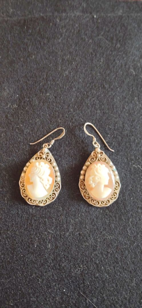 アンティーク　カメオピアス