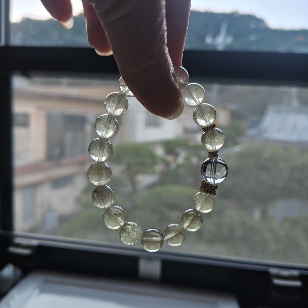 Sです♡　カイラス産水晶　リビアングラス