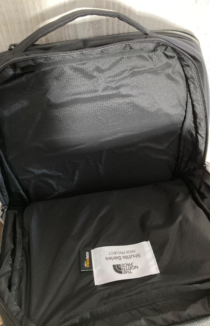 KJ　ザ・ノースフェイスシャトル デイパック 24L 新品タグ付き