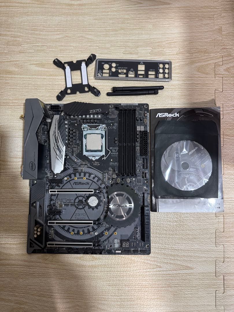 CPU I8700k + Asrock Taichi Z370