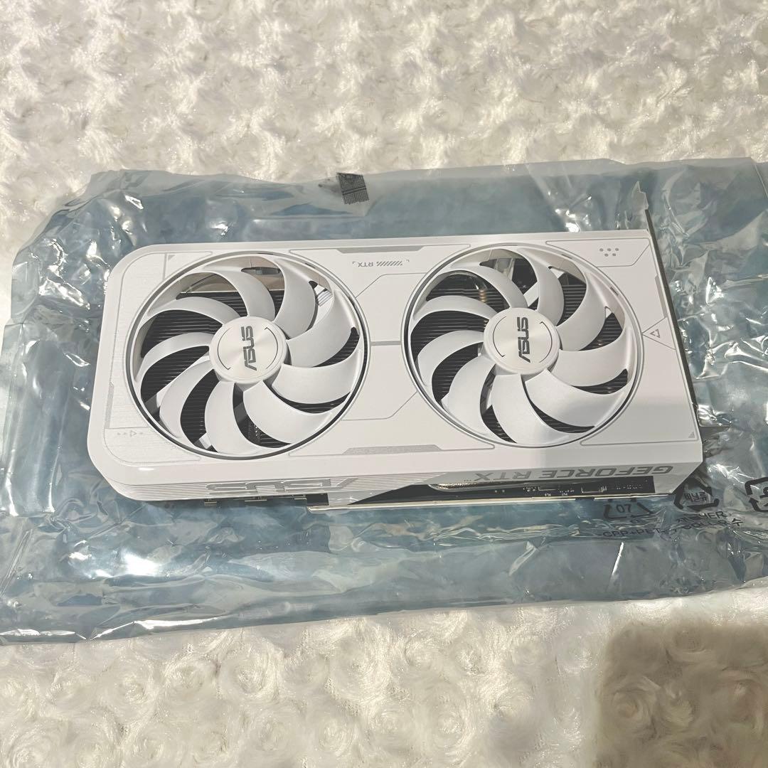 ASUS GeForce RTX 3060 Ti 8GB DUALホワイト