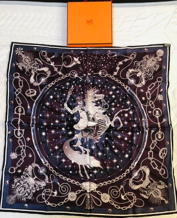 エルメス・メンズカレ70のスカーフ