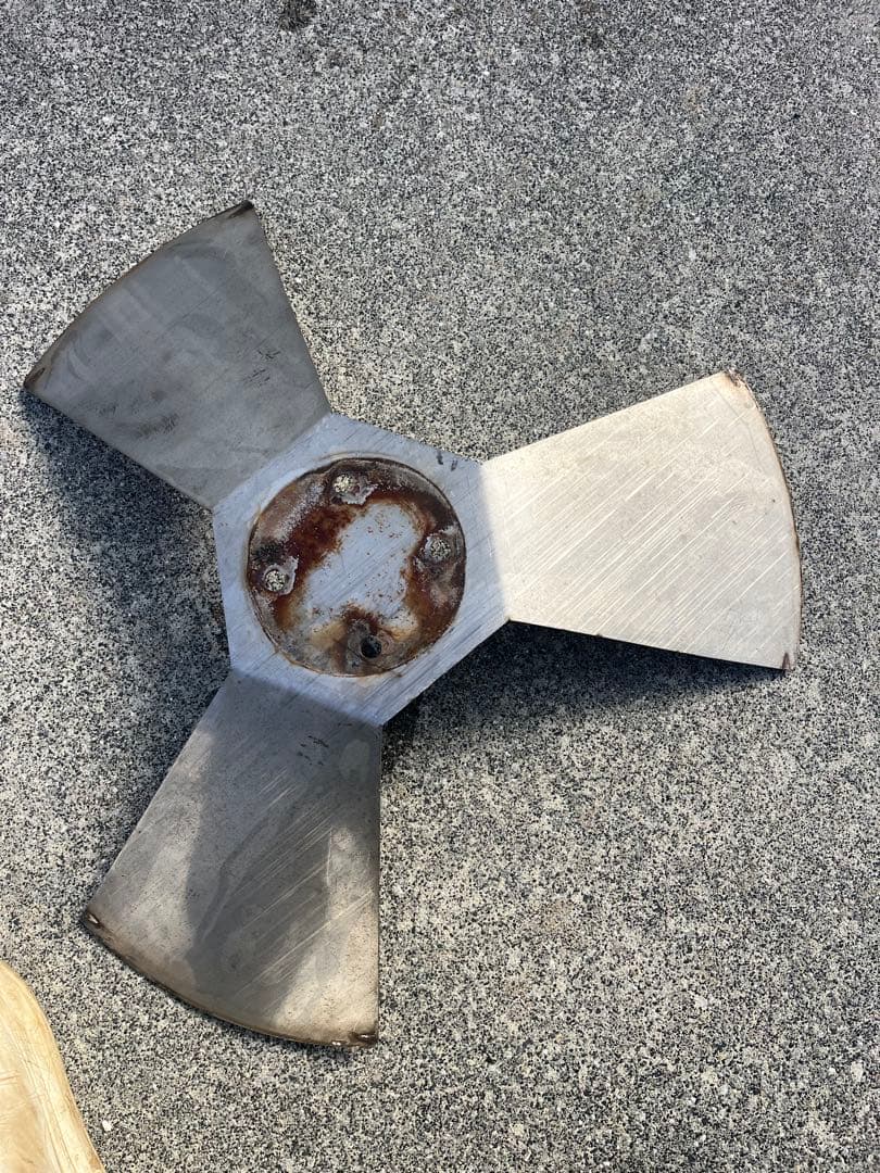 22.5インチ3ブレードプロペラ　スピンナー2枚