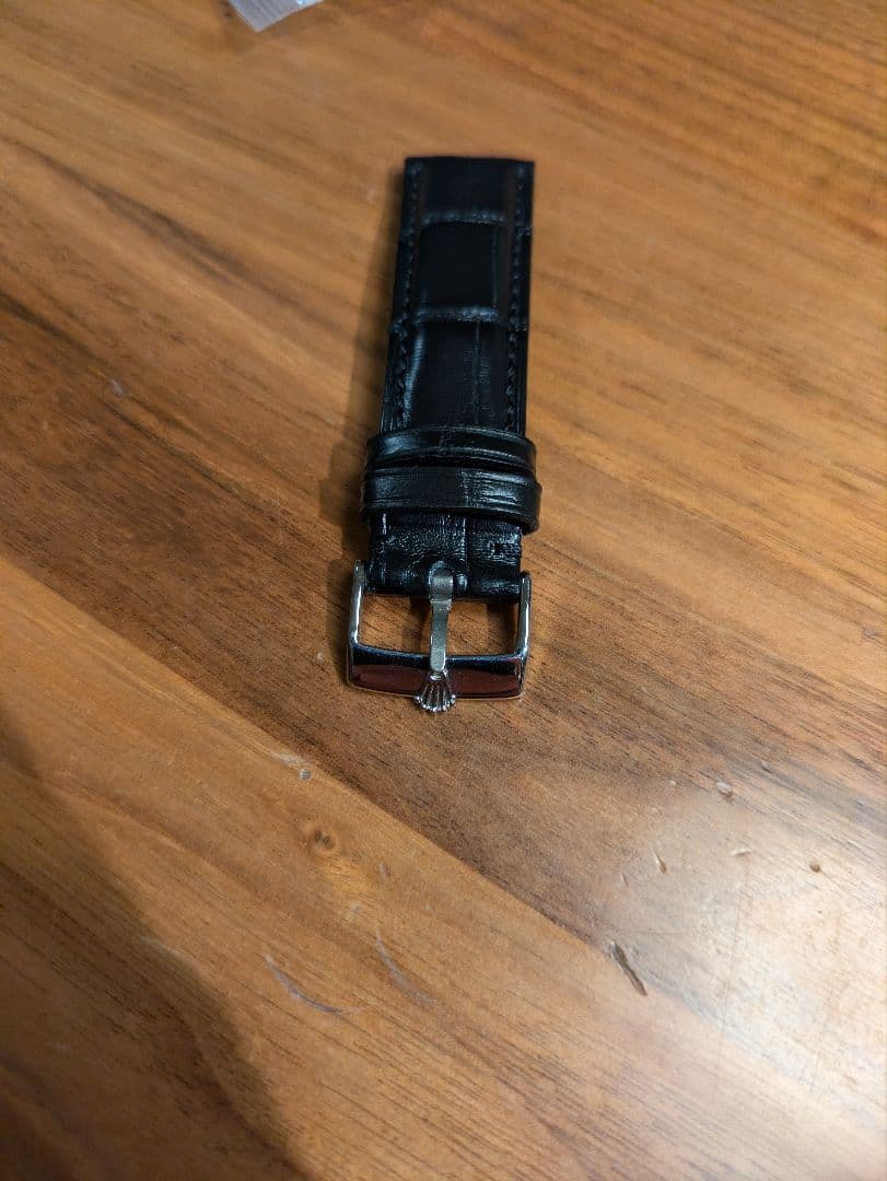 ロレックス　黒レザーベルト クロコダイル型押し