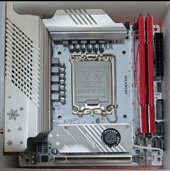 JGINYUE B760I  Dream D4　32gb メモリ