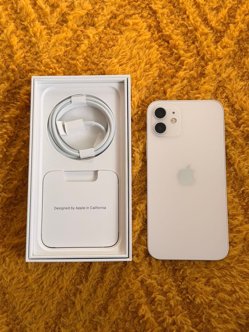 iPhone12 64G ホワイト　美品