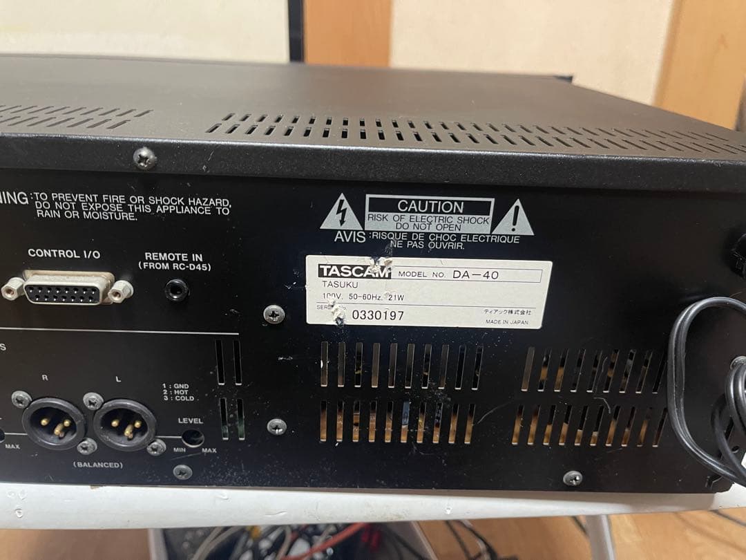 TASCAM　タスカム　高級プロ用DATデッキ DA-40