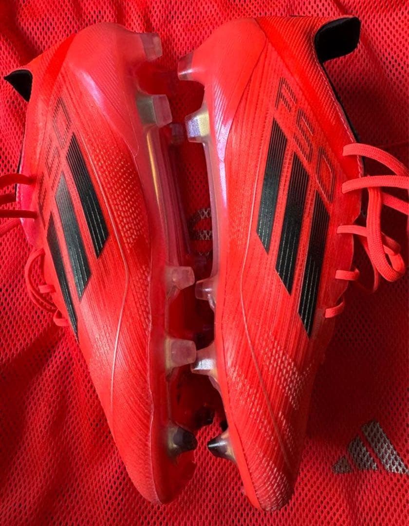 adidas F50 サッカーシューズ　スパイク　アディダス