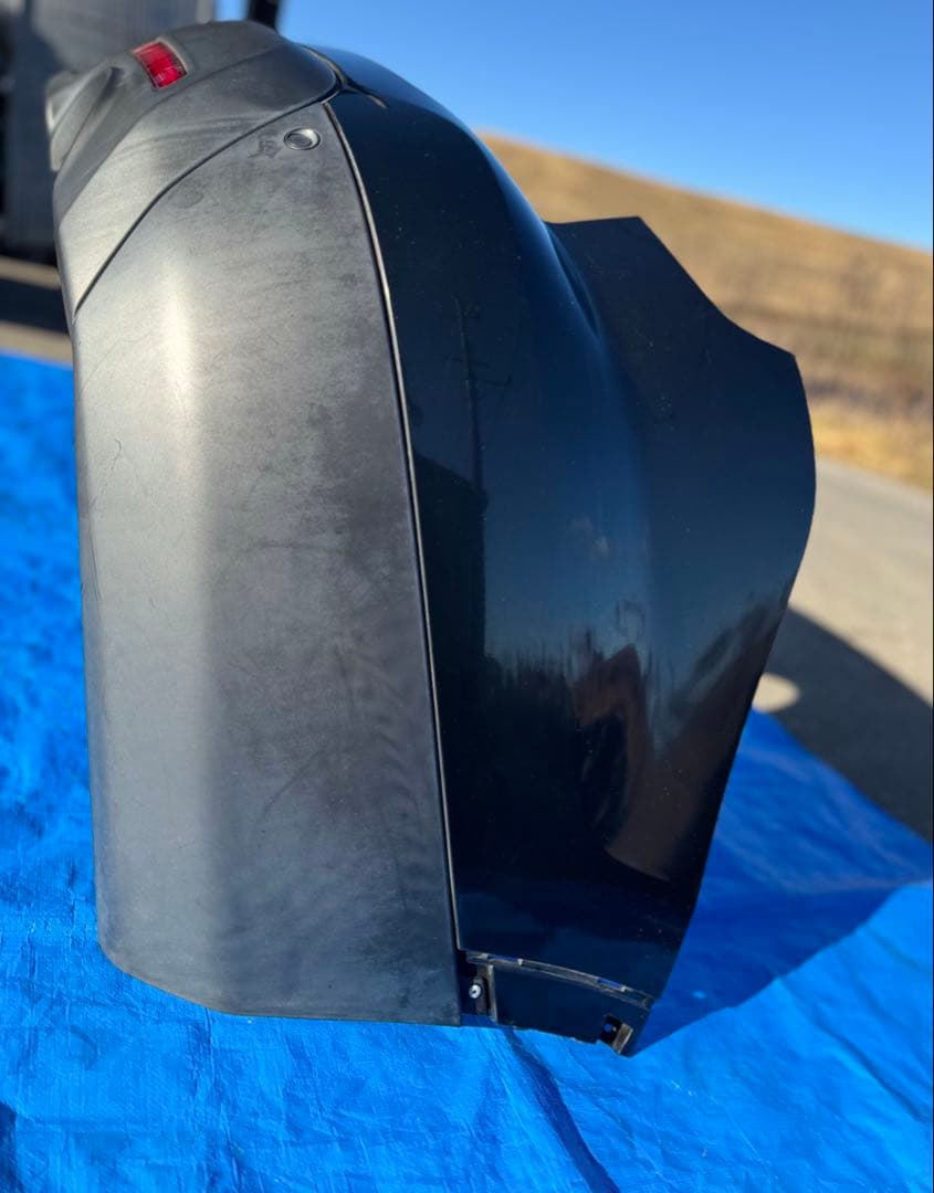 フォードエクスプローラーリアバンパー2012パーキングセンサー付き