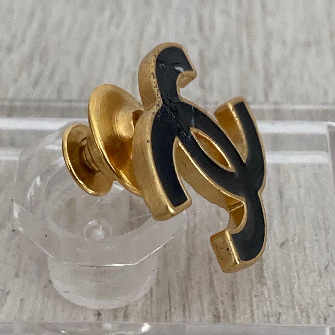 CHANELシャネル ピンブローチココマークブラックCC 02A ゴールドカラー