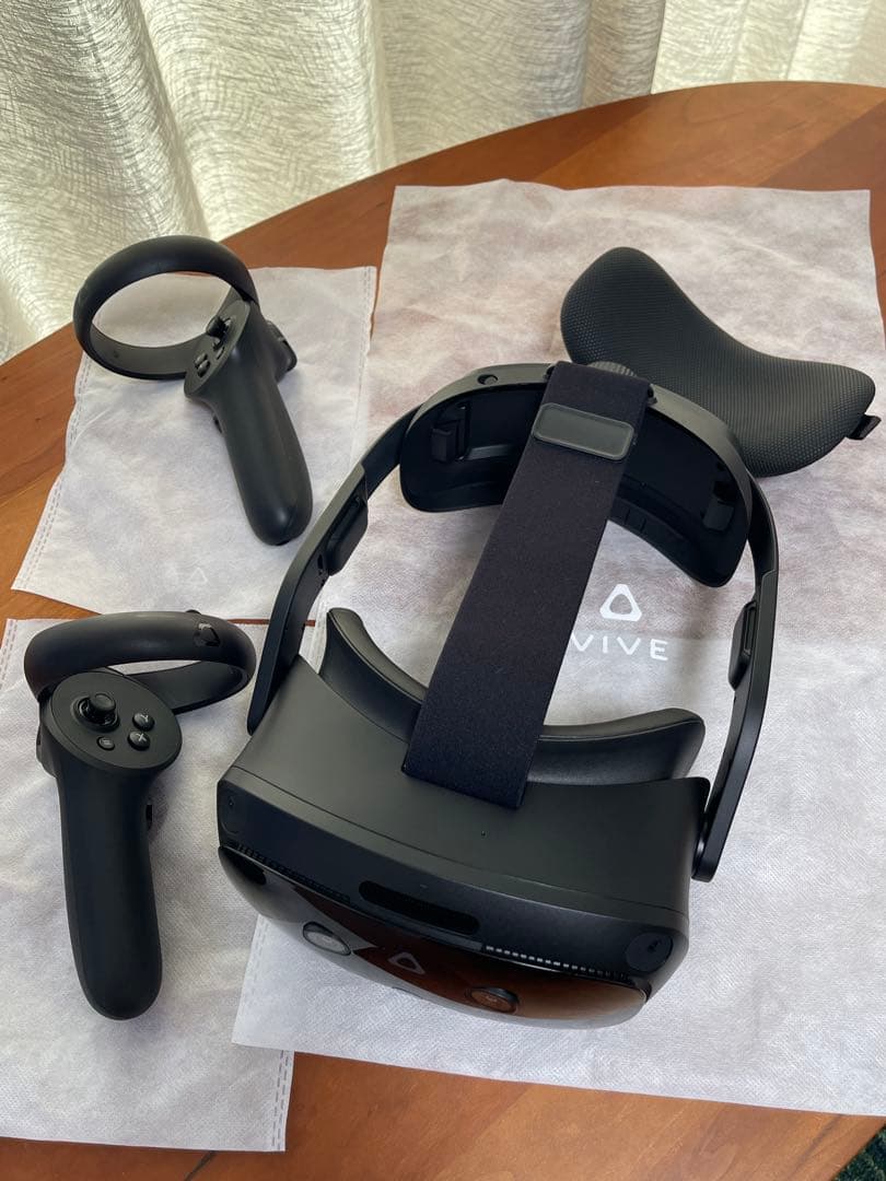 美品 VRヘッドセット HTC VIVE FocusVision ストリーミング